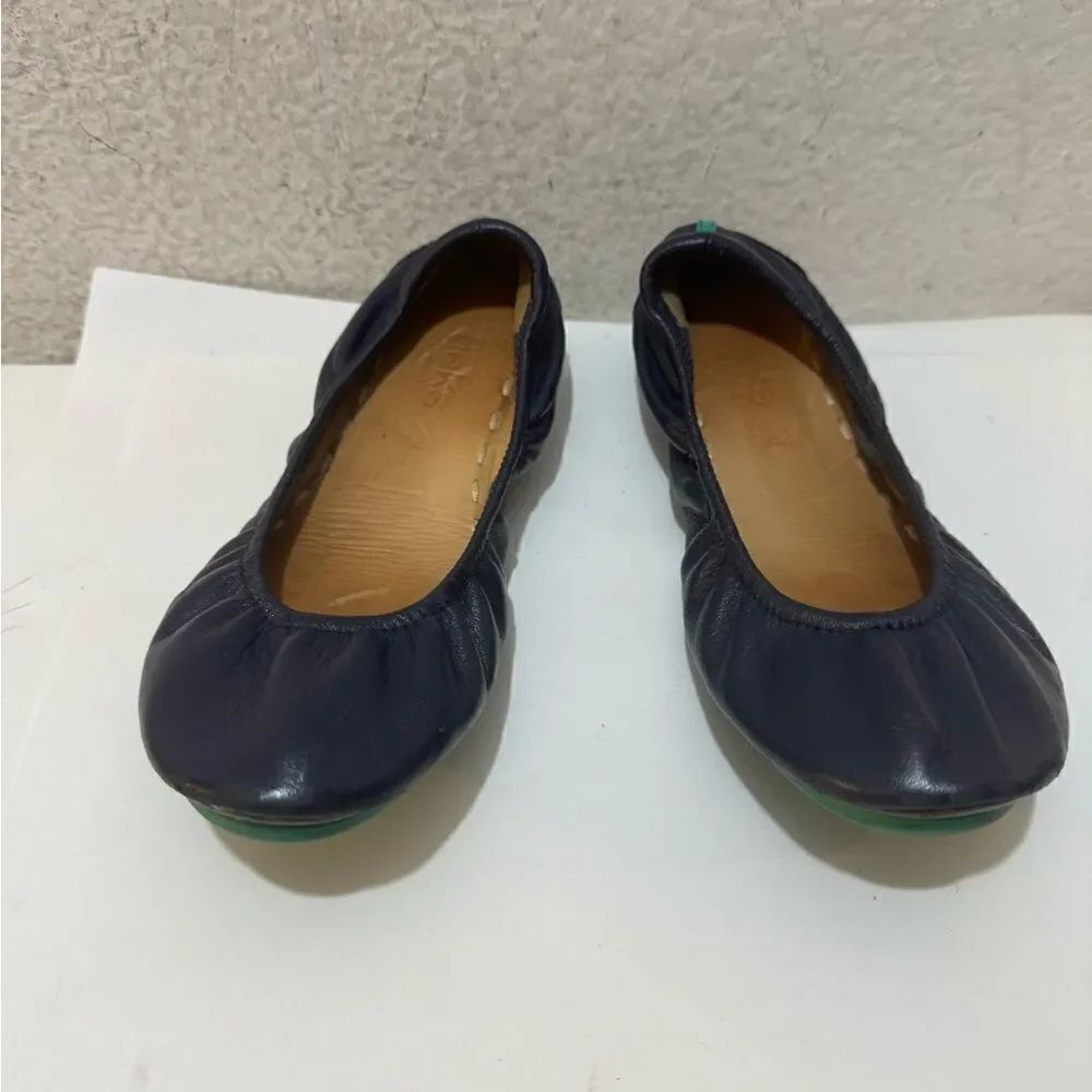 Tieks women size 7 navy and green color - Picture 2 of 8